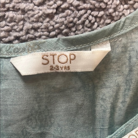 Elegant Mint Maxi Dress with Gold Accents - Picture 2 of 9